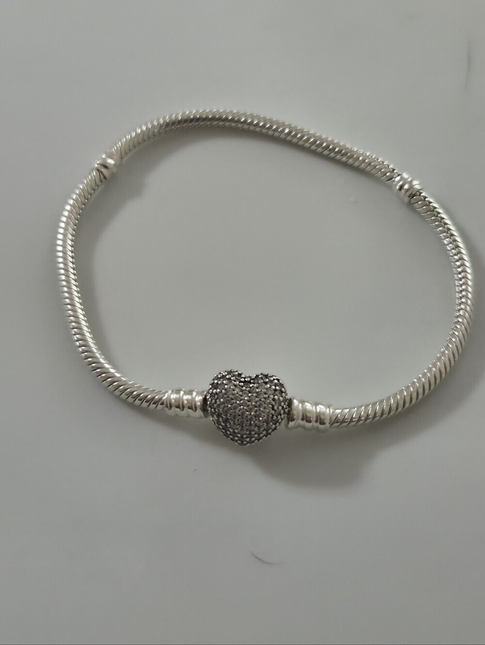 Authentic Pandora Moments Sparkling Heart & Snake Chain Bracelet